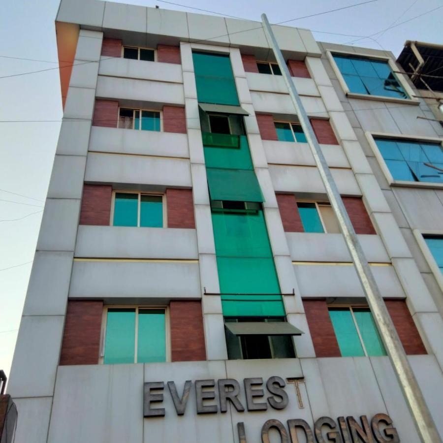 Hotel Everest Navi Mumbai Exterior foto