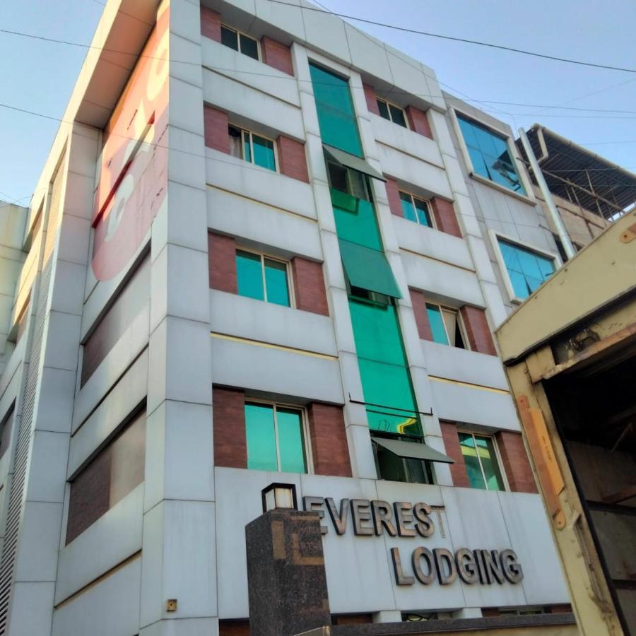 Hotel Everest Navi Mumbai Exterior foto