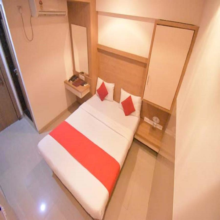 Hotel Everest Navi Mumbai Exterior foto